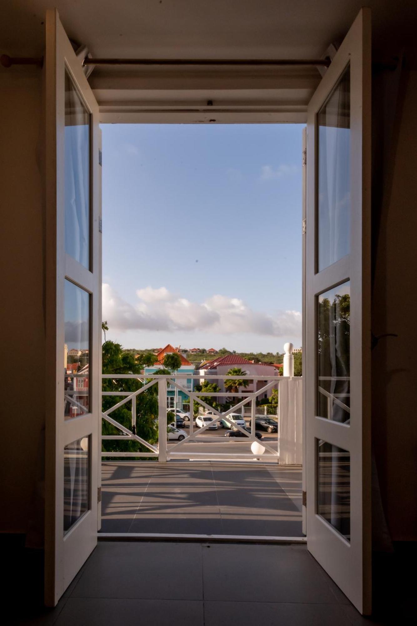 Saint Tropez Boutique Hotel Willemstad Oda fotoğraf